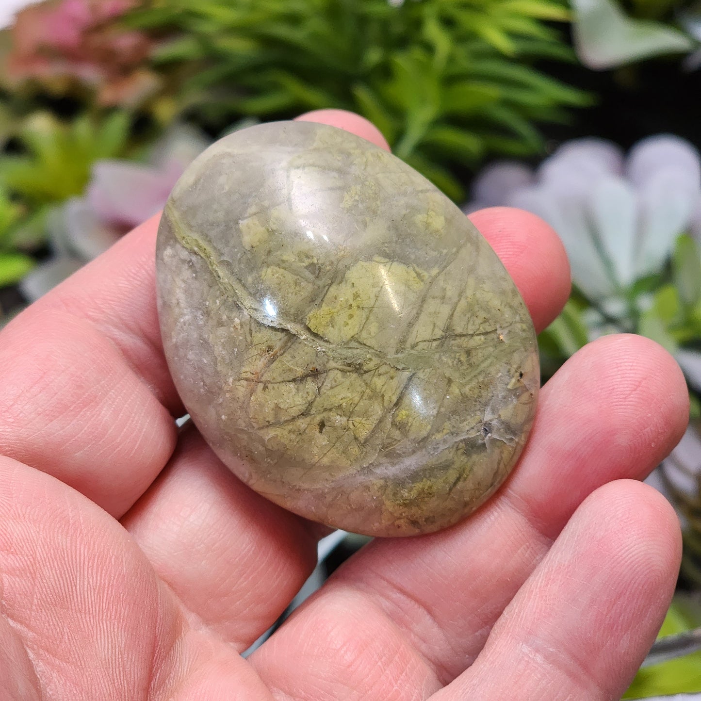 Green Quartz Palmstone | 2332