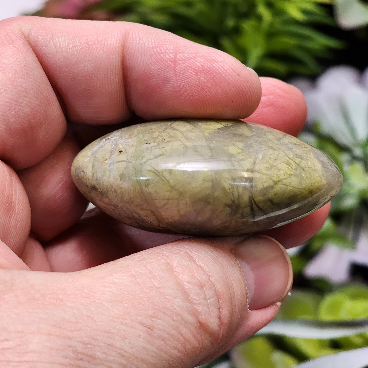 Green Quartz Palmstone | 2332