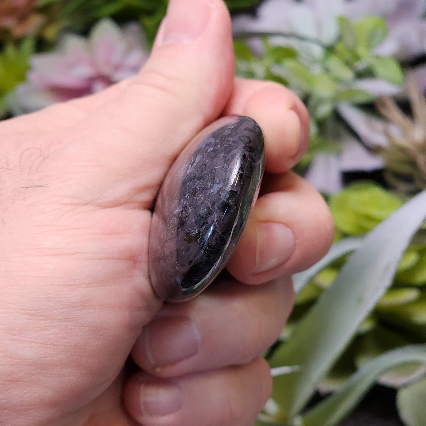Indigo Gabbro Palmstone | 2361
