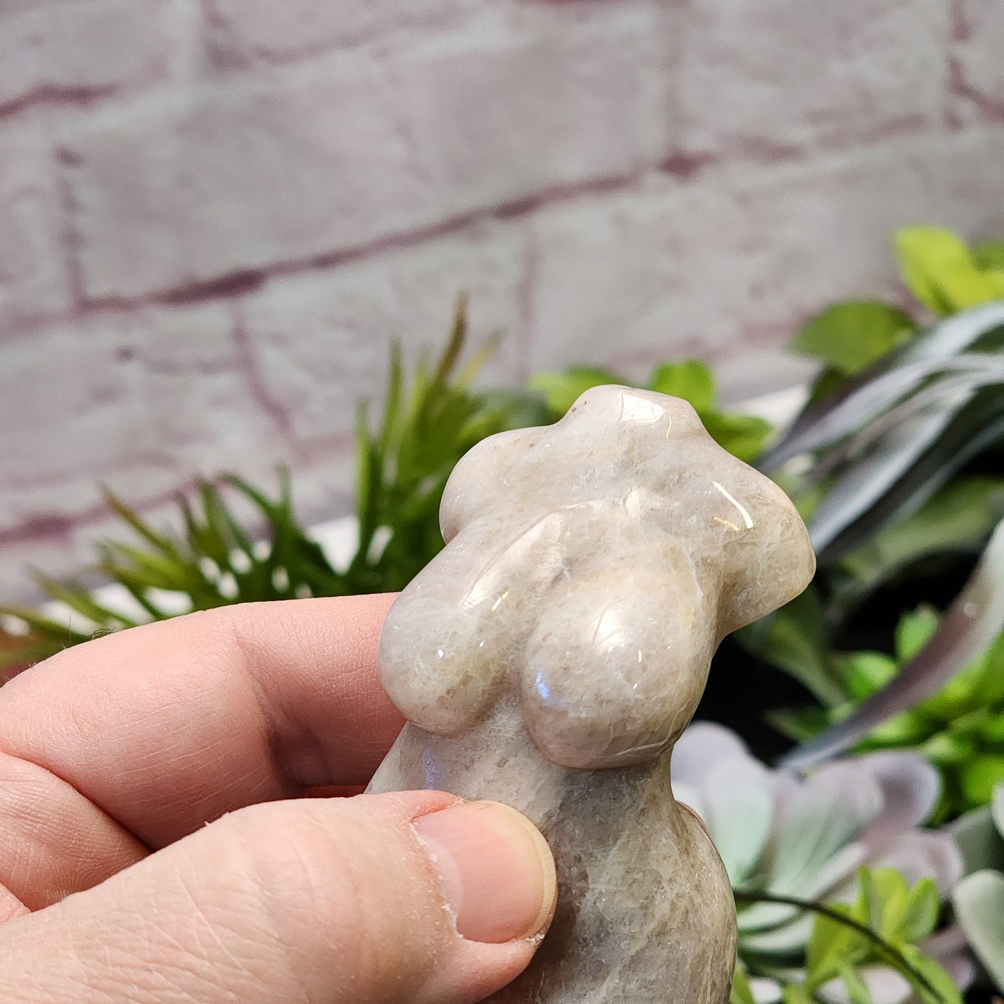Moonstone Goddess Body Carving | 2309