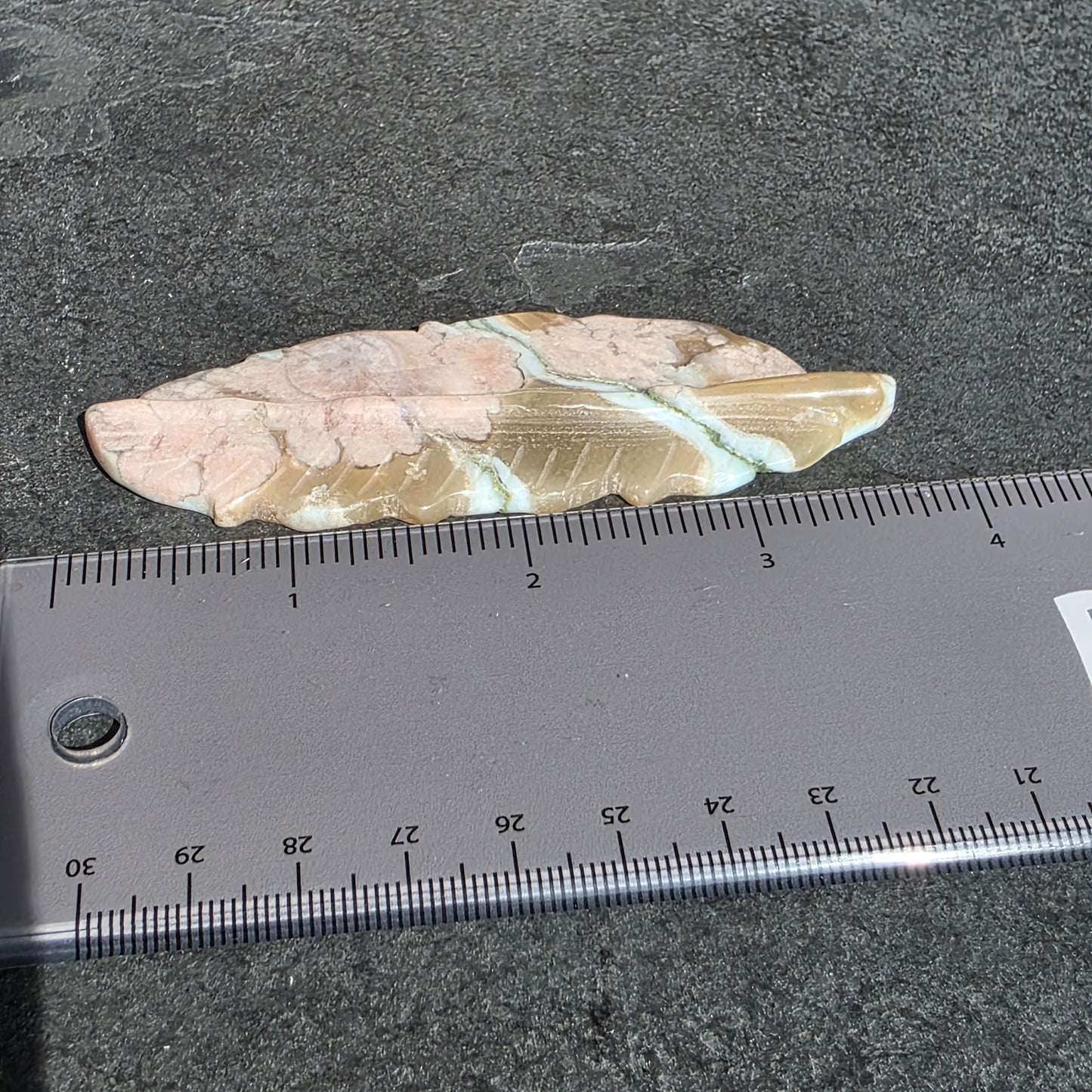 Flower Agate Feather Carving | 1813