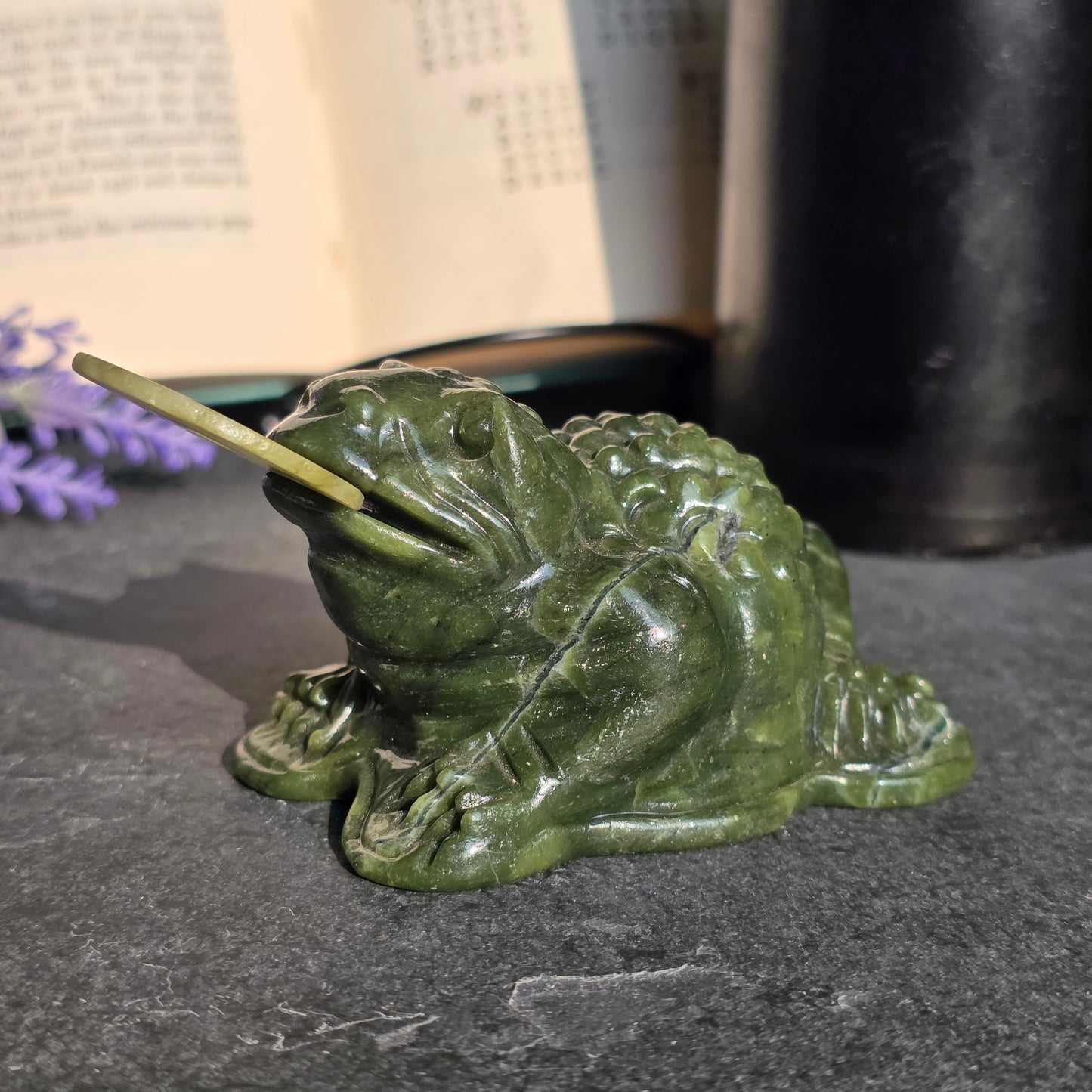 Jade Money Toad Carving | 1125