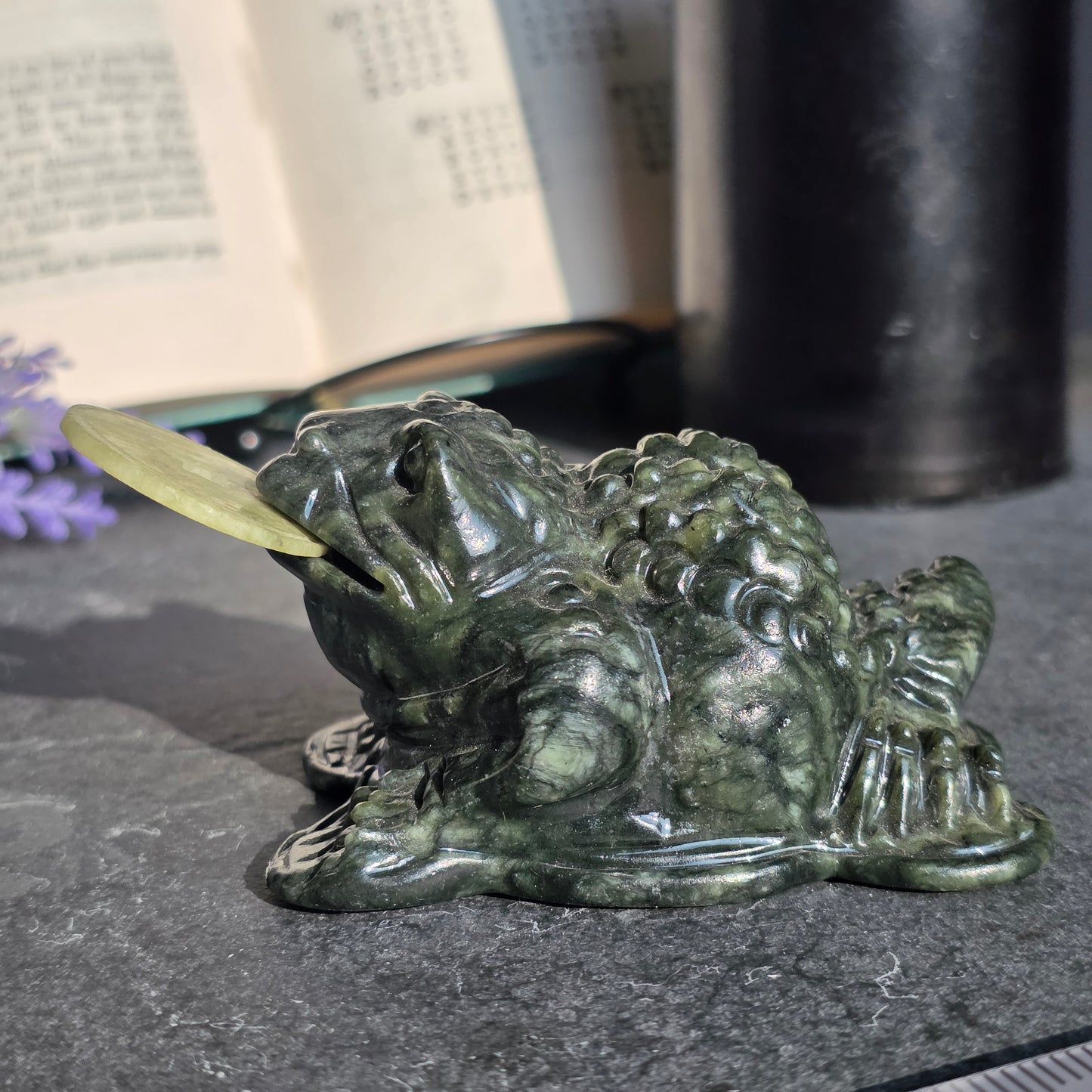Jade Money Toad Carving | 1126