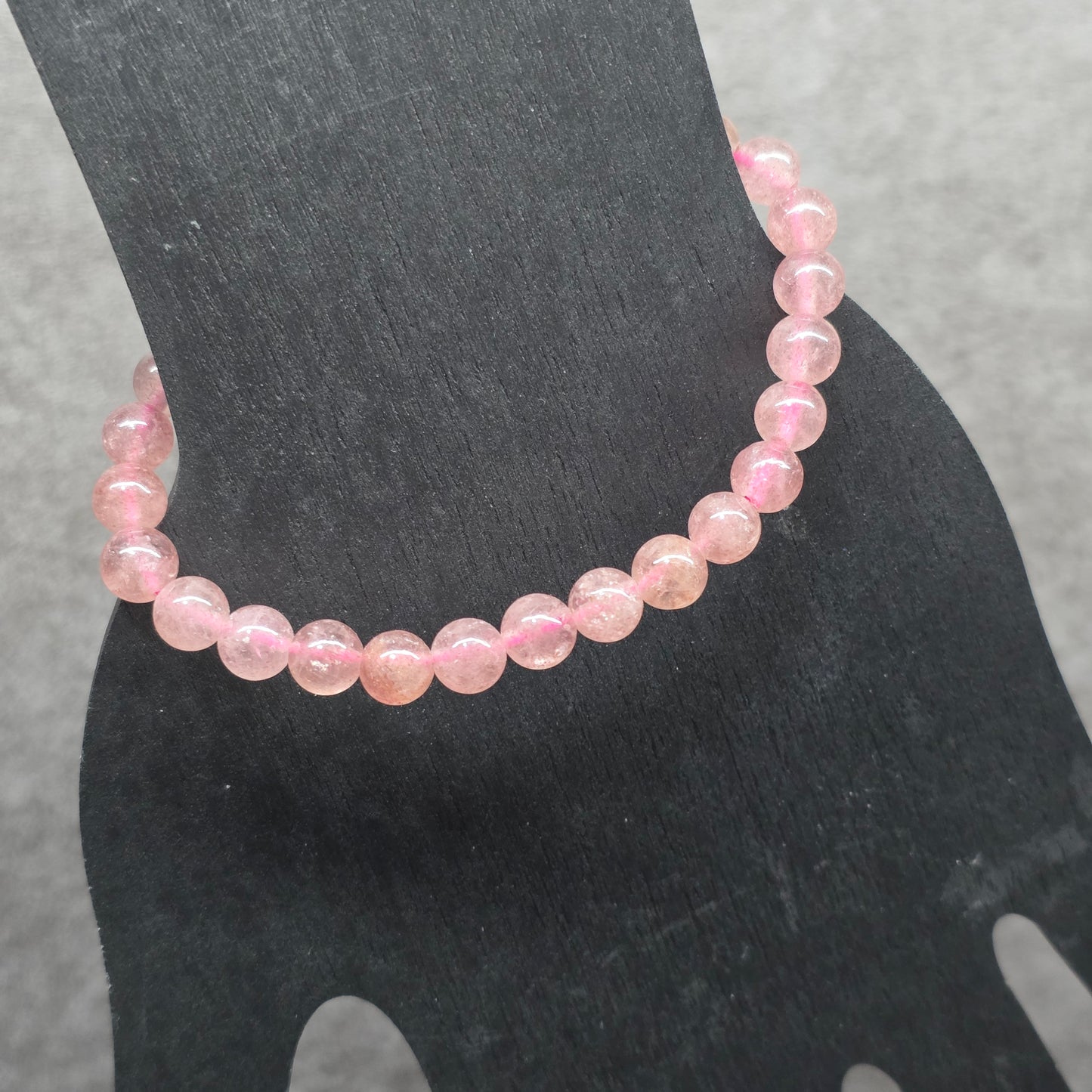 Strawberry Quartz Bead Bracelet 6.25" / 16cm | 3342