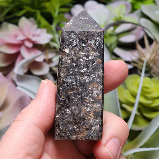 Black Mica Tower | 2789