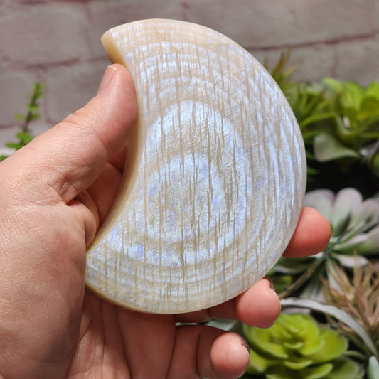 Moonstone Moon Carving | 2305