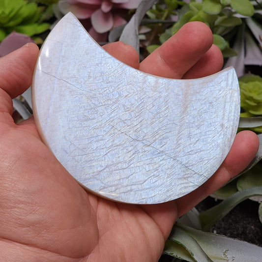 Moonstone Moon Carving | 2306