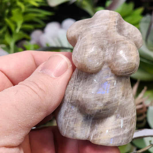 Moonstone Goddess Body Carving | 2310