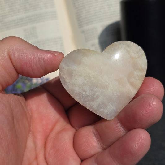 Moonstone Heart Carving | 1473