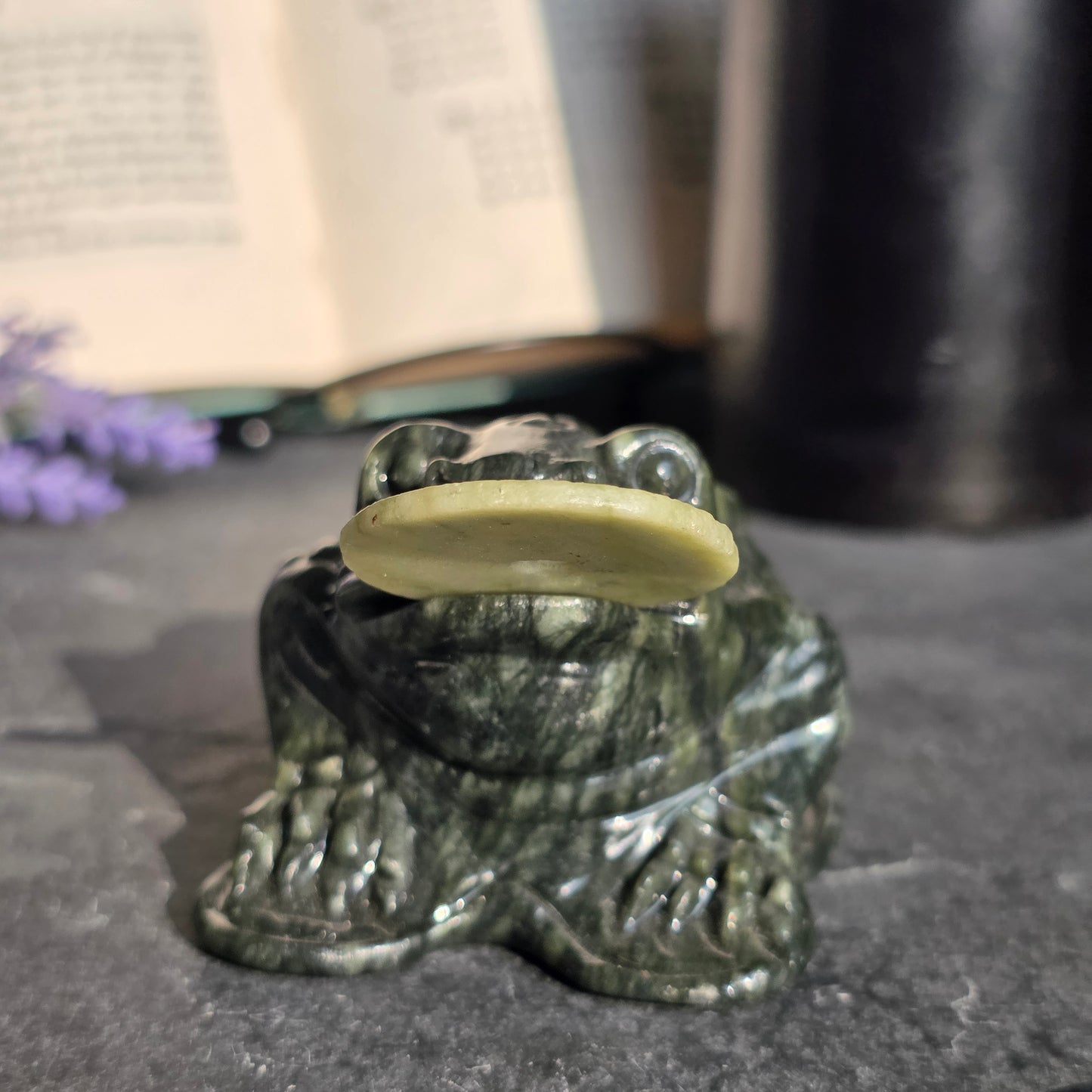 Jade Money Toad Carving | 1126