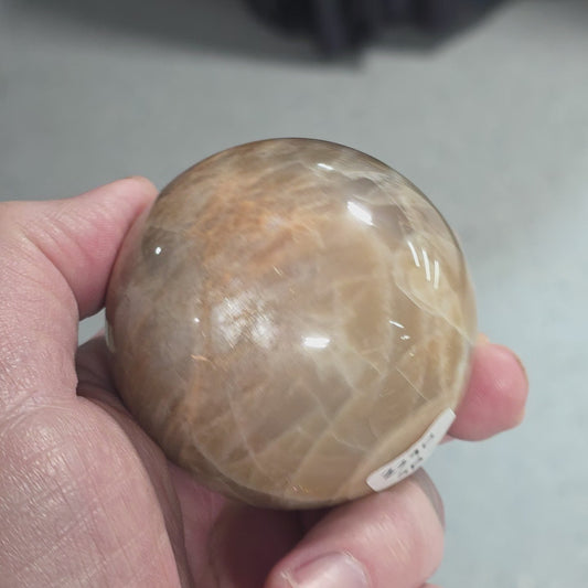 Peach Moonstone Palmstone | 2290
