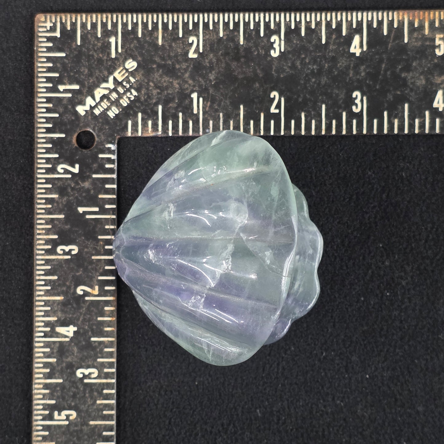 Rainbow Fluorite Clam Carving | 2261