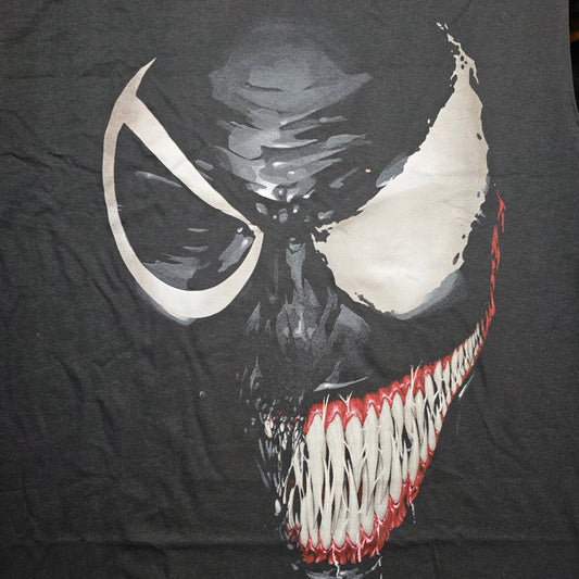 Spider-Man / Venom XL T-Shirt (NWOT) | 3478