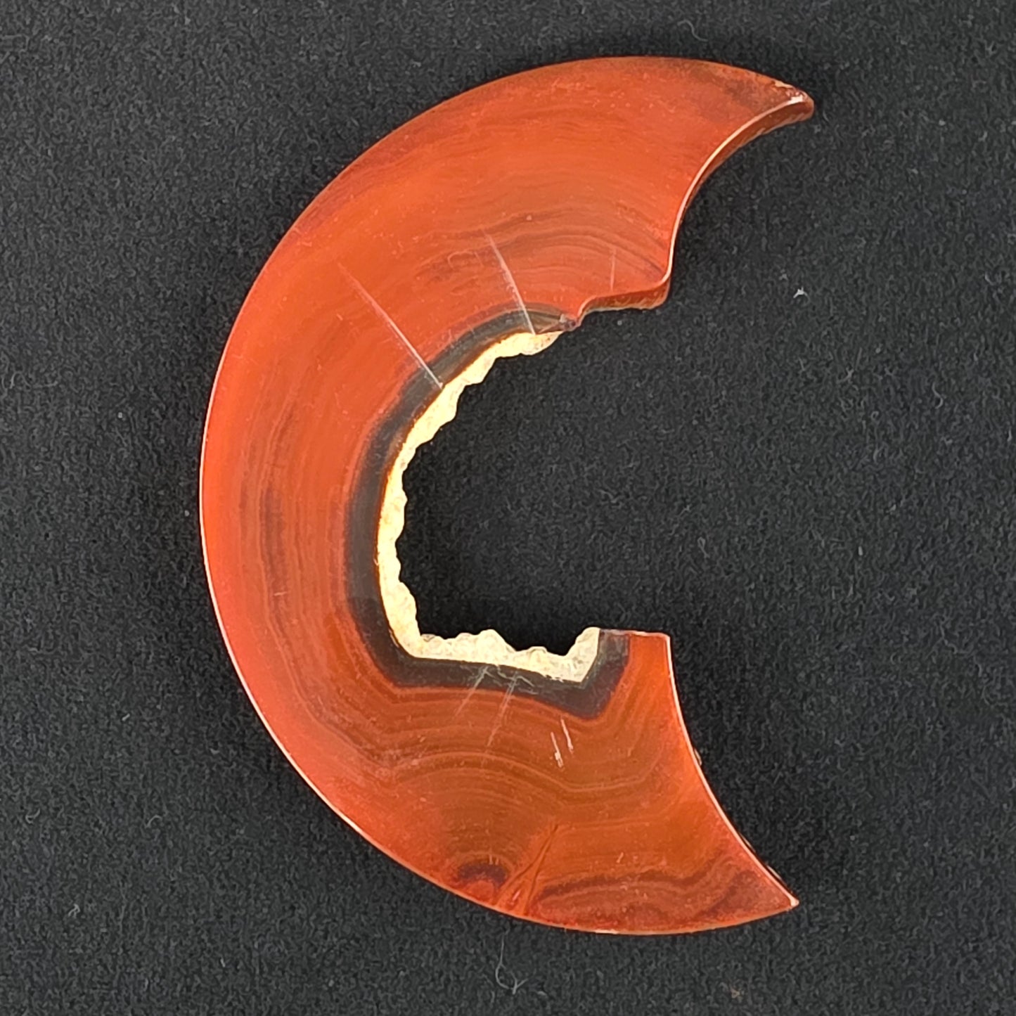 Carnelian Moon Carving | 2982