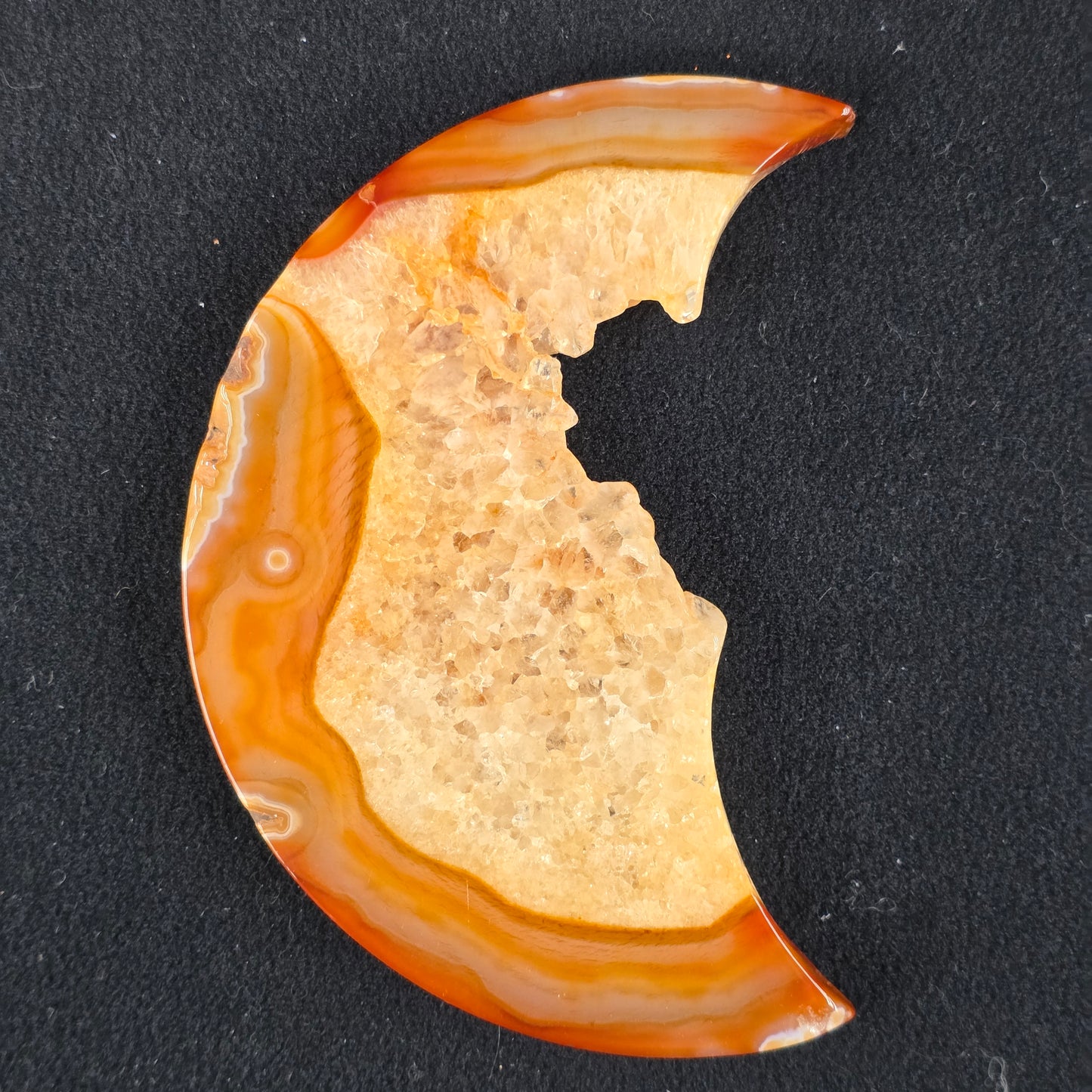 Carnelian Moon Carving | 2980