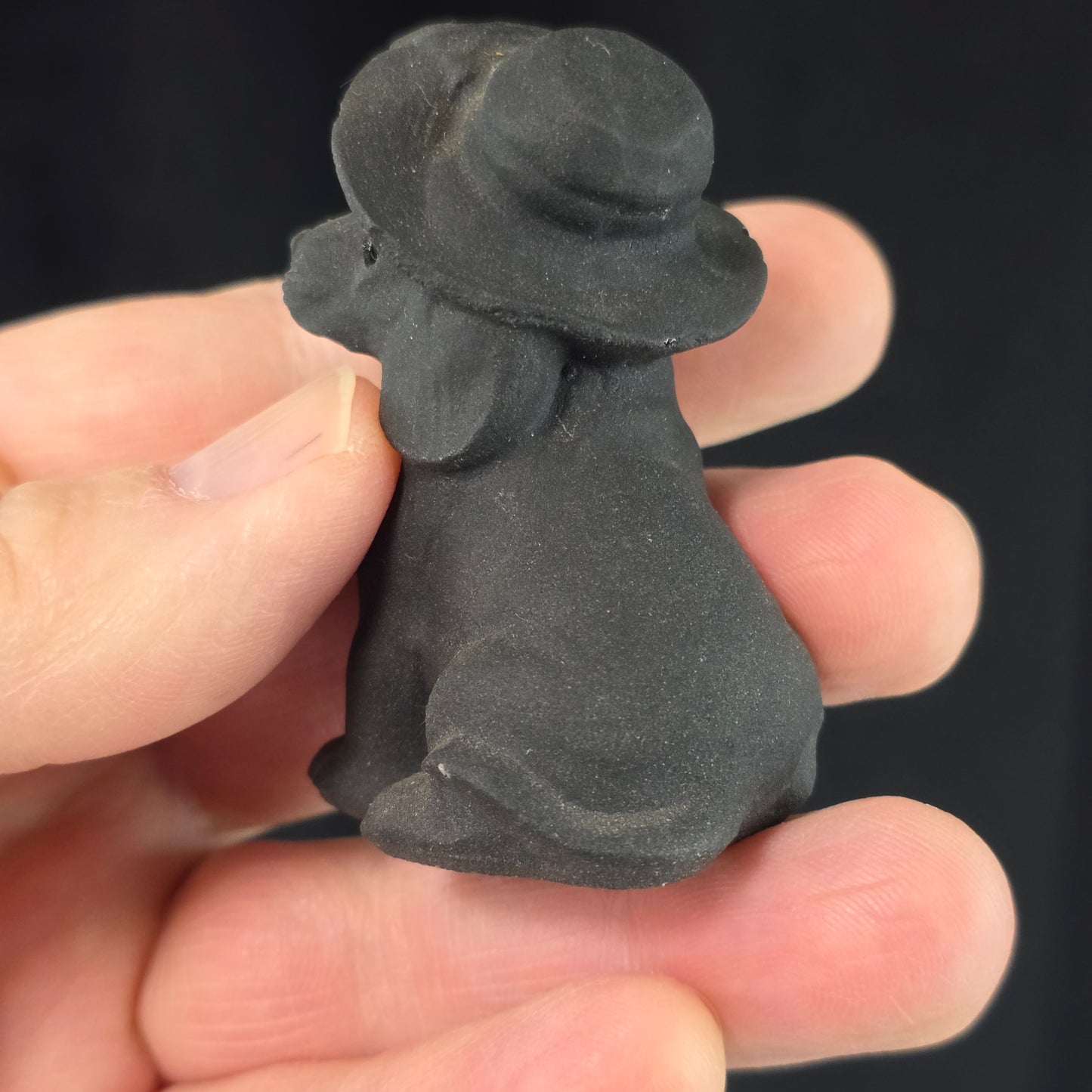Black Obsidian Dog Carving | 1122