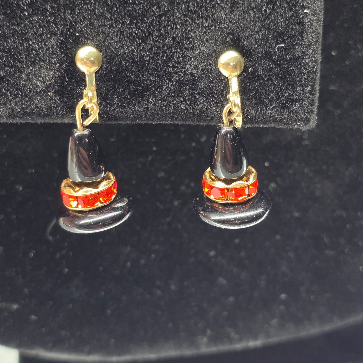 Vintage Witch Hat Clip-On Earrings (USED) | 3222