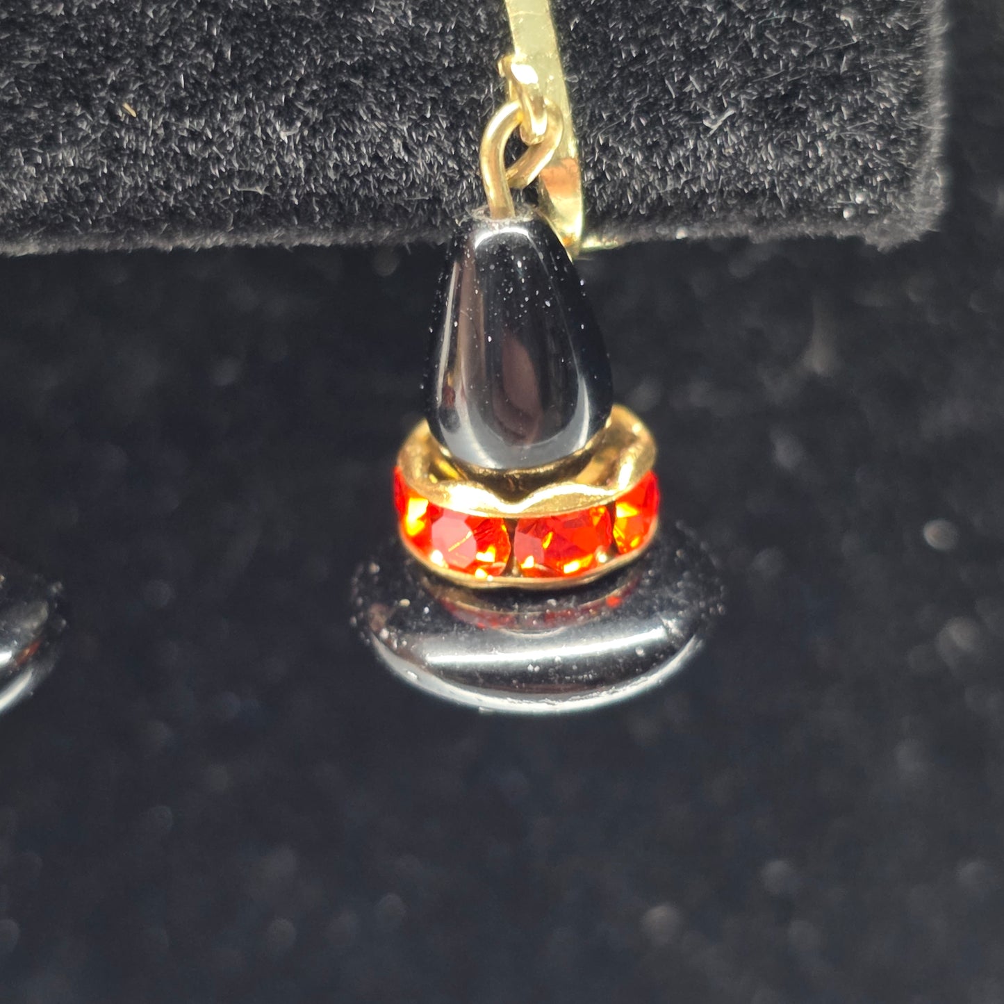 Vintage Witch Hat Clip-On Earrings (USED) | 3222