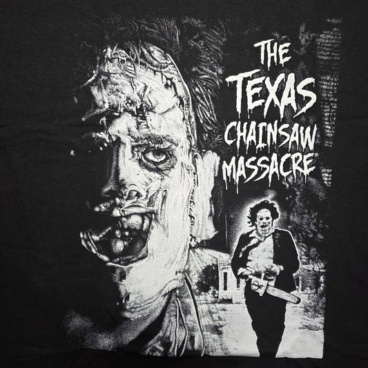 Texas Chainsaw Massacre L T-Shirt (NWOT) | 3453