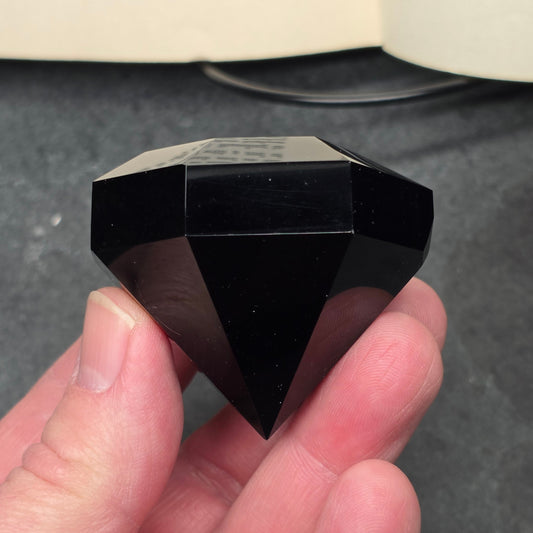 Black Obsidian Diamond Point Carving | 1483