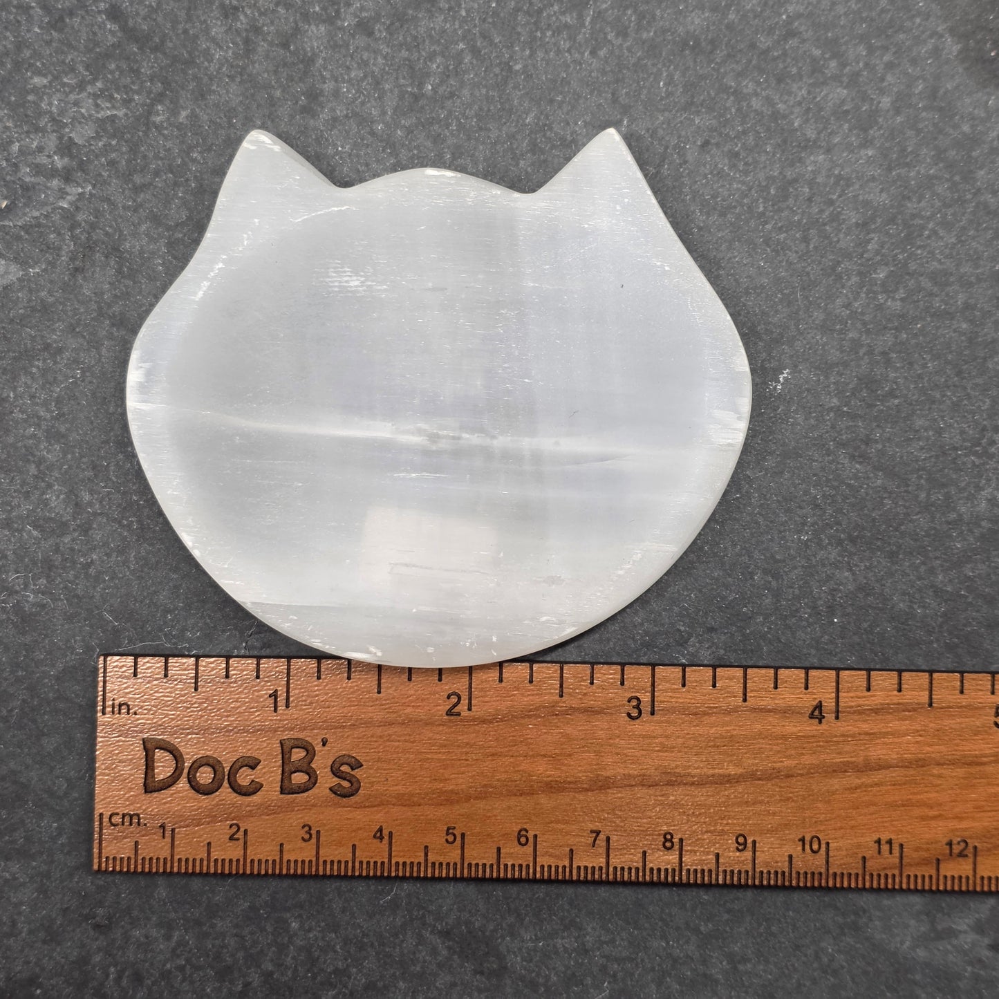 Satin Spar Cat Bowl Carving | 1904