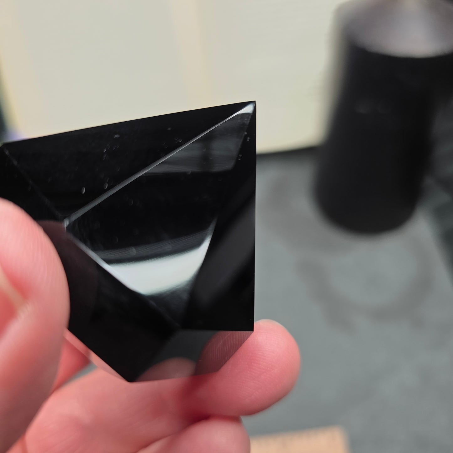 Black Obsidian Diamond Point Carving | 1476