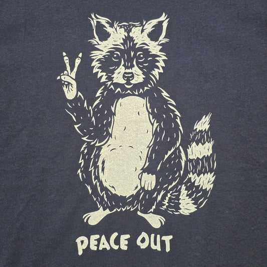 Raccoon Peace Out M T-Shirt (NWT) | 2859